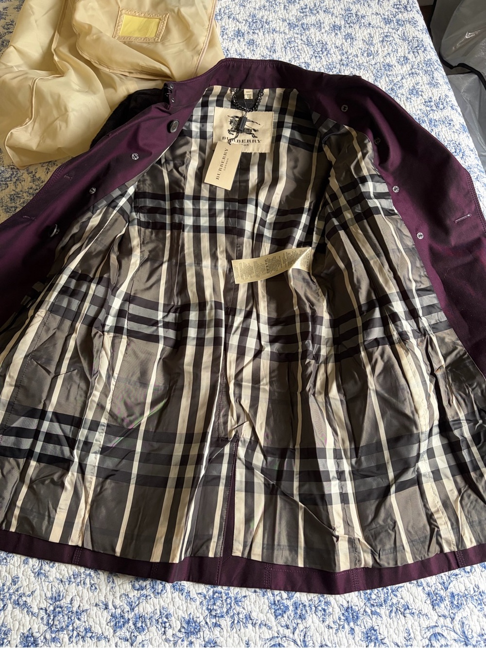 Burberry Trench Coat - Picture 6 of 12